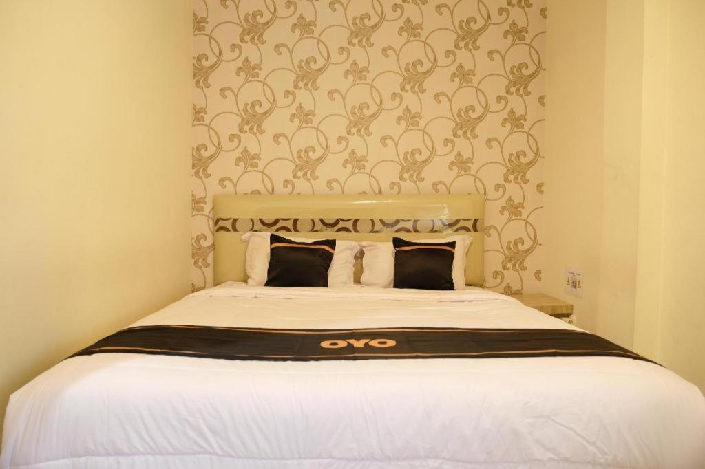 Oyo 1616 Hotel Central City 2 Tanjung Pandan Exteriér fotografie