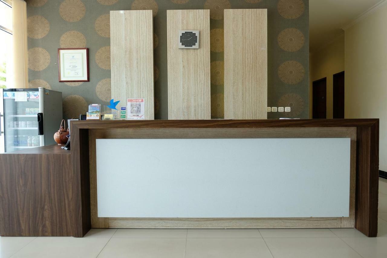 Oyo 1616 Hotel Central City 2 Tanjung Pandan Exteriér fotografie