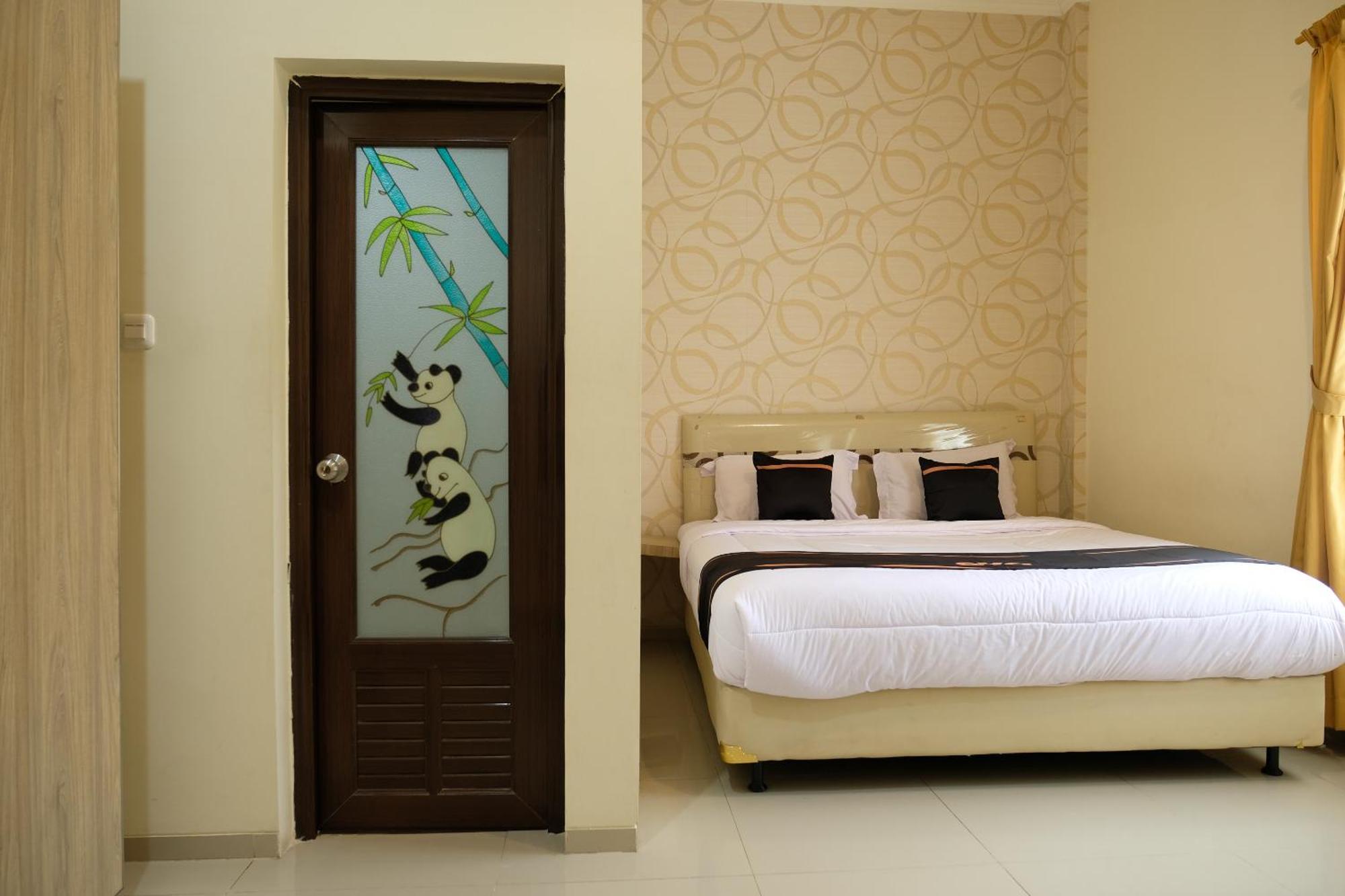 Oyo 1616 Hotel Central City 2 Tanjung Pandan Exteriér fotografie