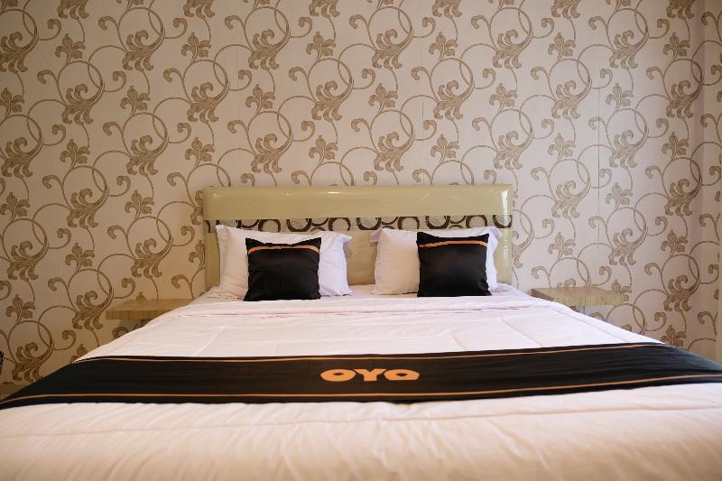 Oyo 1616 Hotel Central City 2 Tanjung Pandan Exteriér fotografie