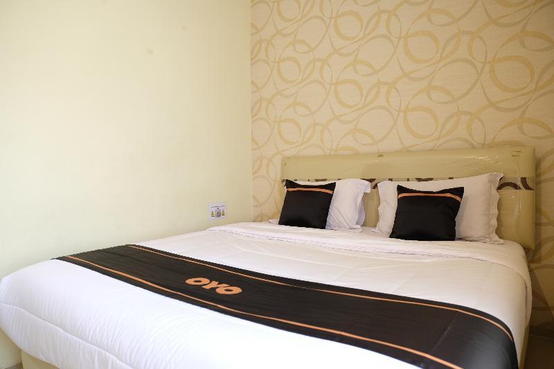 Oyo 1616 Hotel Central City 2 Tanjung Pandan Exteriér fotografie