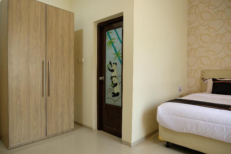 Oyo 1616 Hotel Central City 2 Tanjung Pandan Exteriér fotografie